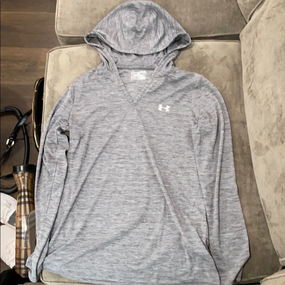 Under armour sweatshirt